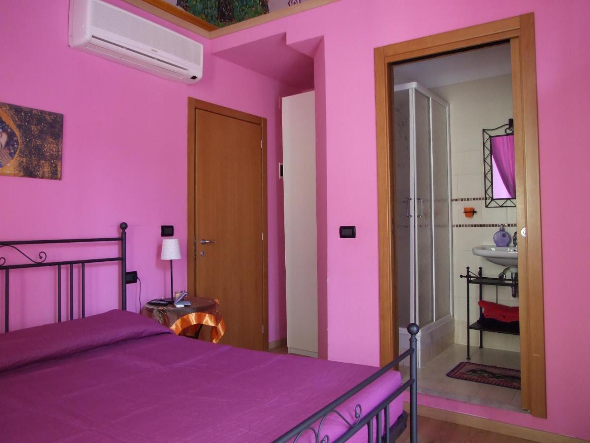Bed and Breakfast Ghiro Ghiotto Pietra Ligure Exteriér fotografie